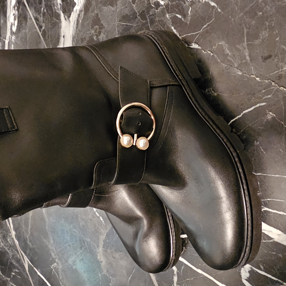 Stuart Weitzman Black Leather Boots with Pearl Buckle - Picture 4 of 8